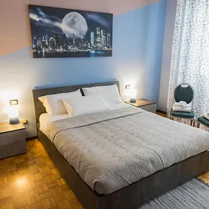 Elegant In Center Appartement